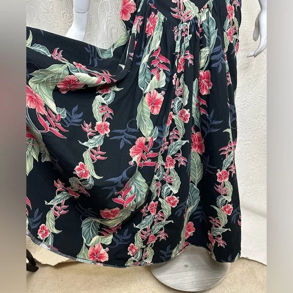 Vintage T&L Muumuu Factory Hawaii Floral Puff Sleeve Maxi Dress - Picture 6 of 16